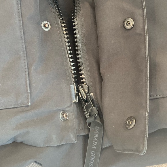 AUTH CANADA GOOSE BLACK LIMITED EDITION FOR BARNEY’s DOWN COAT SIZE US M EUC - Picture 12 of 16